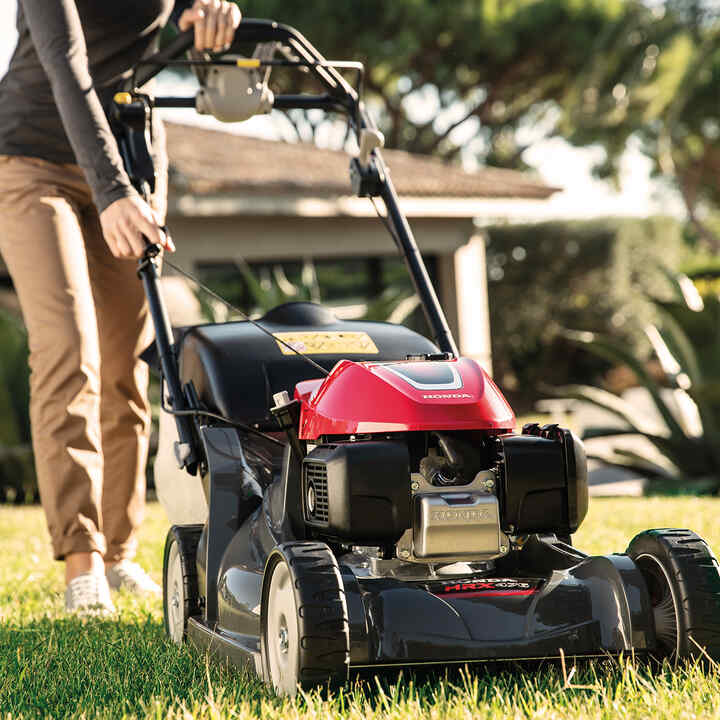 Honda HRX Push Self Propelled Lawn Mower Range Honda UK